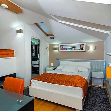 Hotel Boutique 36 4*